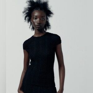 ZARA Black Textured Ruched Cap Sleeve Fitted Top Size L